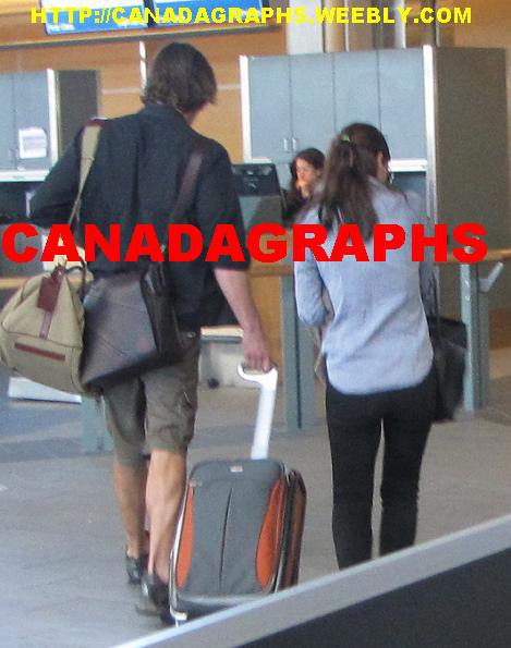 GO-Candids2011-VancouverInternationalAirport-001.jpg